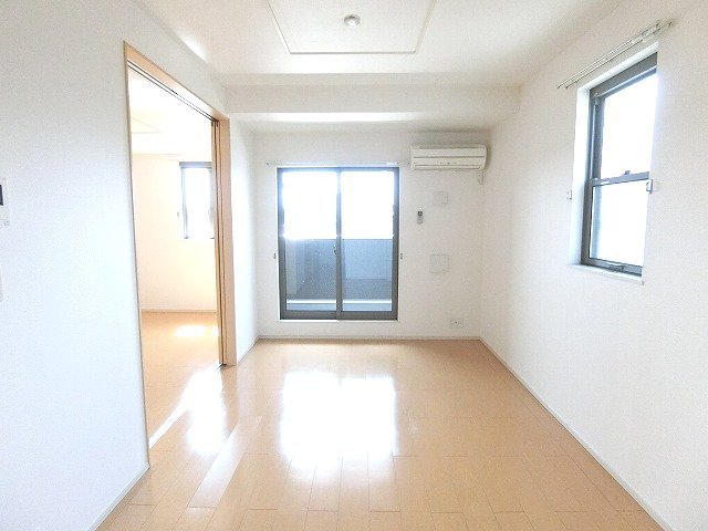 居室・リビング　おしゃれなリビングです