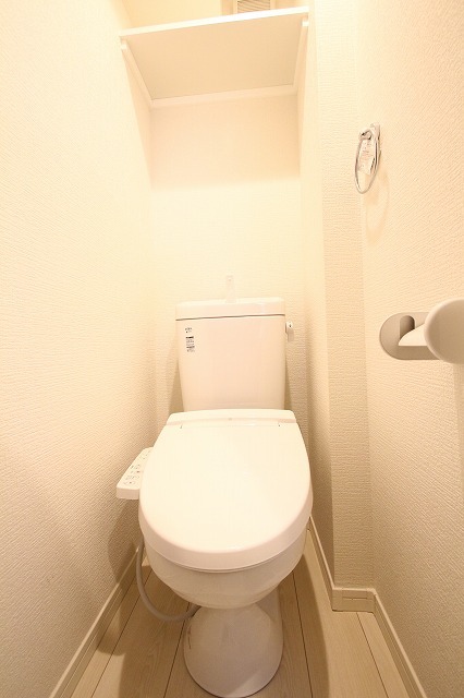 トイレ　シャワートイレ