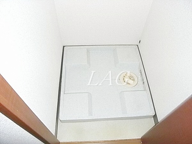 その他設備　室内洗濯機置き場になります。