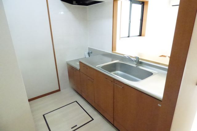 キッチン　断落ちキッチンで好きなコンロが設置できます