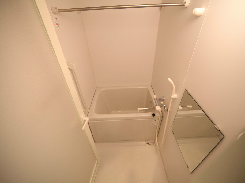 バス・シャワールーム　浴室暖房乾燥機付　24時間換気機能付バスルーム