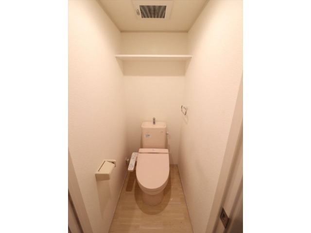 トイレ　シャワー付きトイレ