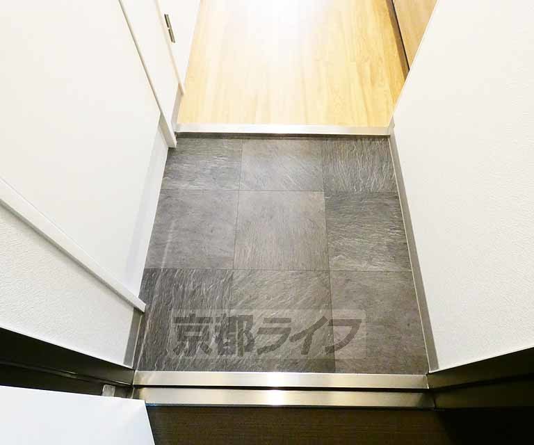 玄関　玄関です。