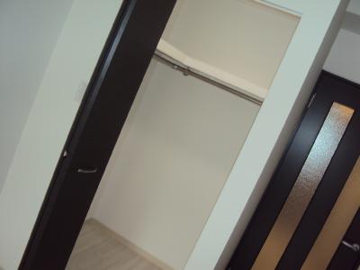 収納　ウォークインクローゼット