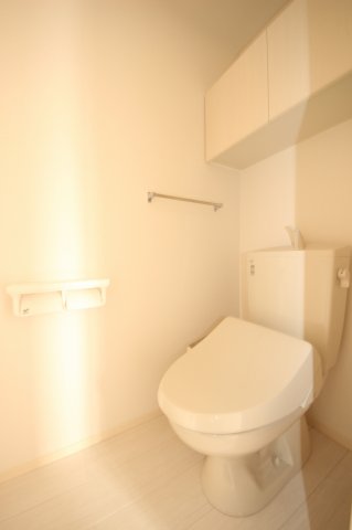 トイレ　コンパクトで使いやすいトイレです