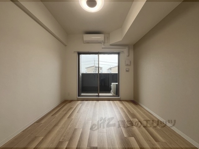 居室・リビング　洋室