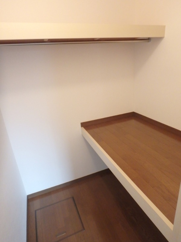 収納　図面と現状に相違がある場合には現状を優先