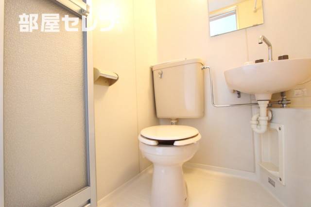 トイレ　綺麗なトイレです（同タイプイメージ画像）