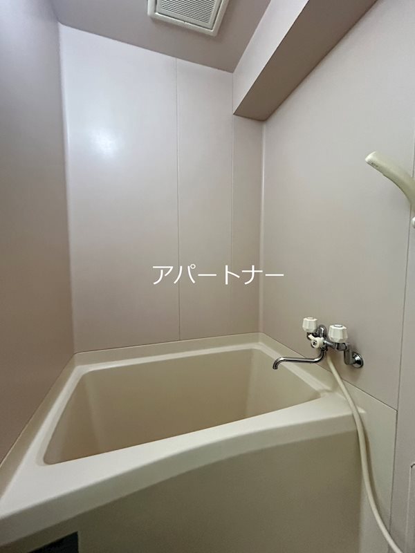 バス・シャワールーム　詳しくは『アパートナー鹿児島』で検索！！