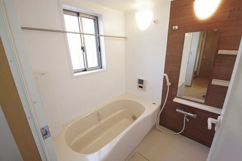 バス・シャワールーム　風呂