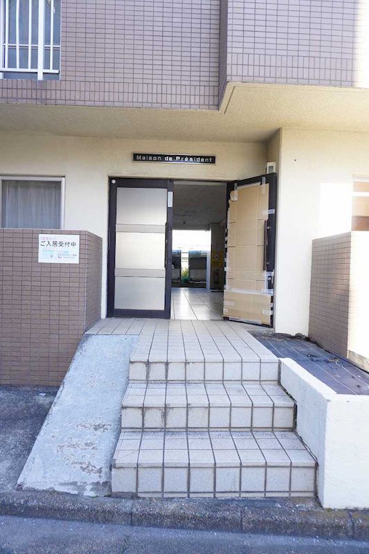 エントランス　建物入口