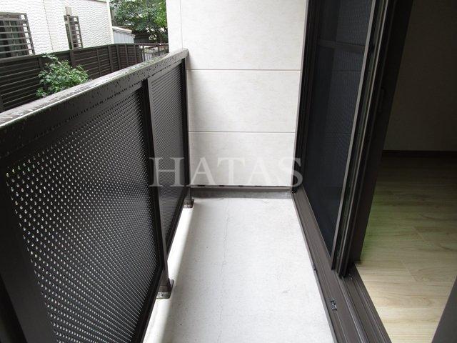 バルコニー　同物件別部屋です