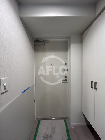 玄関　コンフォリア・リヴ淡路　玄関