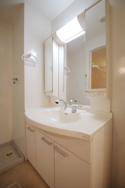 洗面設備　★タウンハウジング稲田堤店までお問い合わせ下さい★