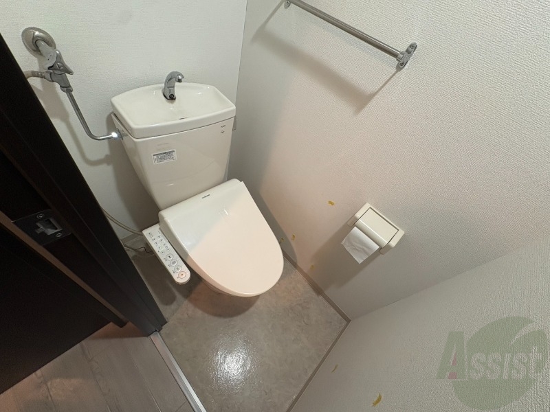 トイレ　トイレです。ウォシュレット付を探している方、おすすめです。