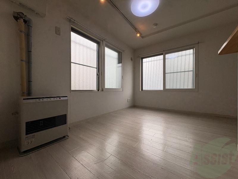 居室・リビング　広くてキレイなお部屋が広がっていて、充実した生活が送れそう。