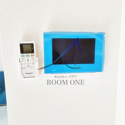 セキュリティ　モニター付きインターホンです。