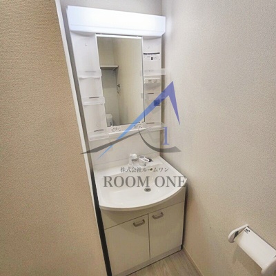 洗面設備　洗面台です。