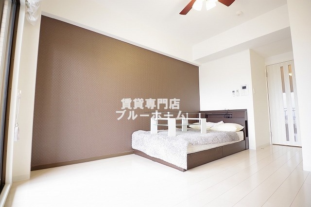 居室・リビング　7.5帖の家具付きのお部屋！