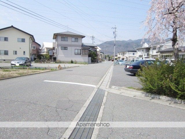 ドラックストア　アメリカンドラック（ドラッグストア）まで450m