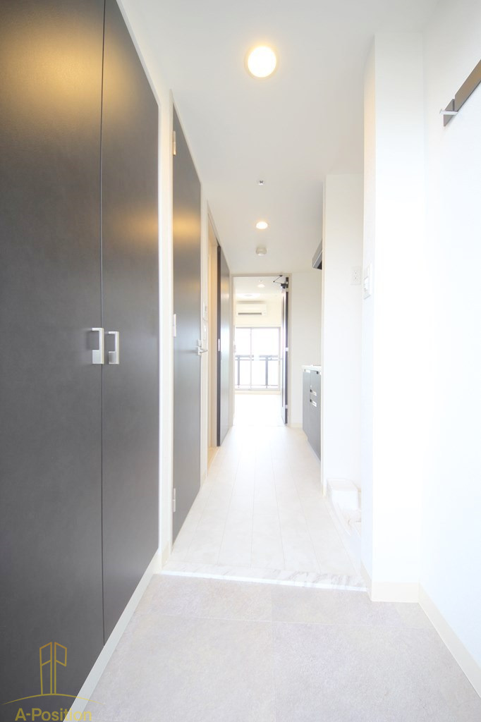 玄関　エステムコート大阪WEST