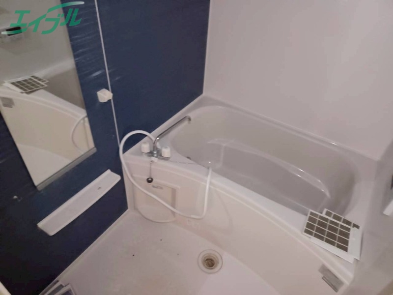 バス・シャワールーム　同型参考写真