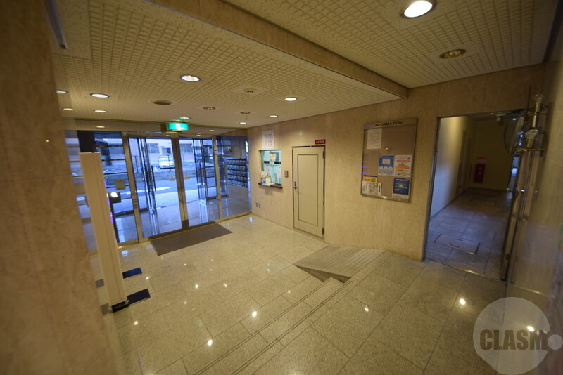 エントランス　高級感のあるエントランスです