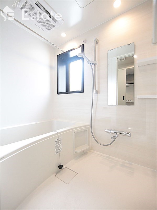 バス・シャワールーム　バスルーム