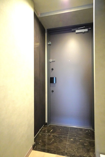 玄関　※写真は同タイプ住戸です。