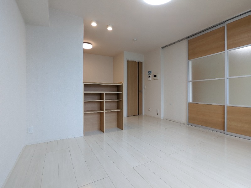 居室・リビング　図面と現状に相違がある場合には現状を優先