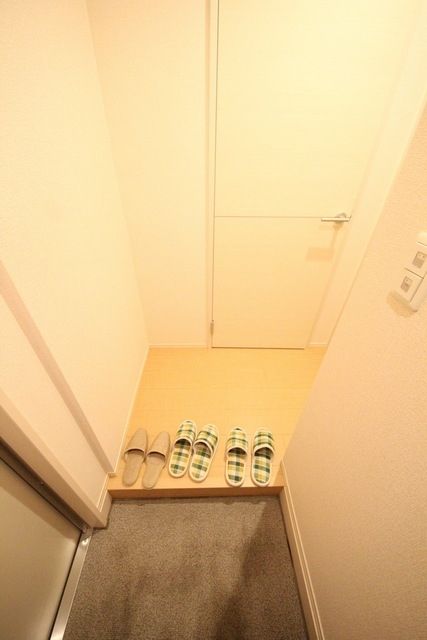 玄関　☆お問い合わせはお早めに☆