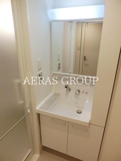 洗面設備　別部屋参考。