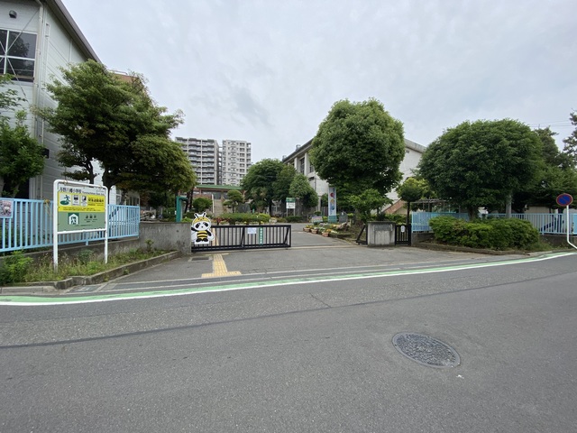 小学校　さいたま市立与野八幡小学校（小学校）まで1245m