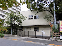 幼稚園・保育園　ひがしやつやま保育園（幼稚園・保育園）まで84m