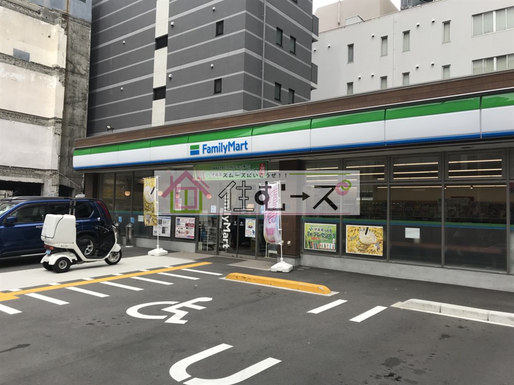 コンビニ　ファミリーマート北久宝寺町一丁目店（コンビニ）まで223m