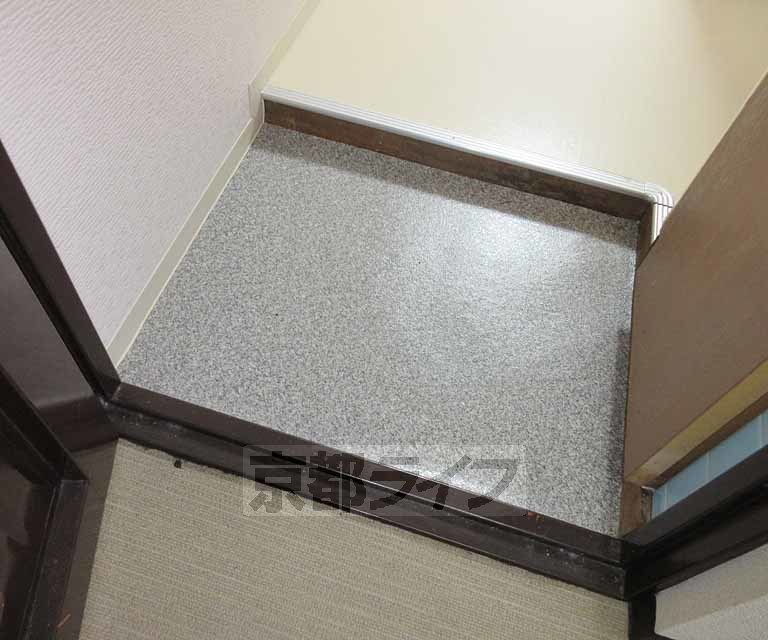 玄関　段差の少ない玄関です！