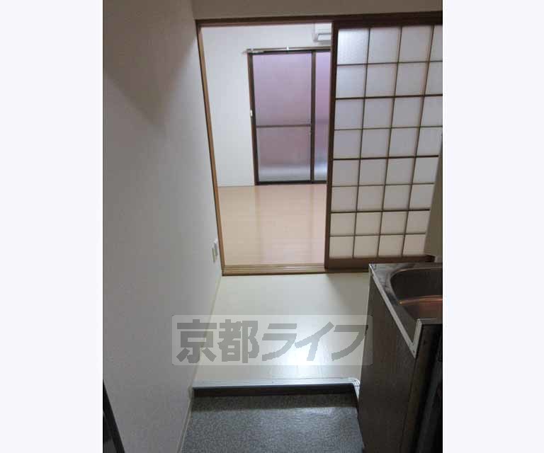 その他部屋・スペース　玄関から見たお部屋です！