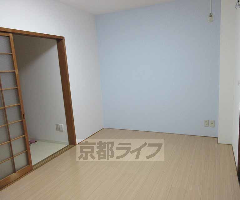 居室・リビング　広々としたお部屋です！