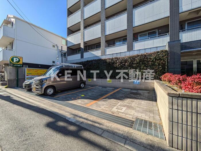 駐車場　駐車場があります