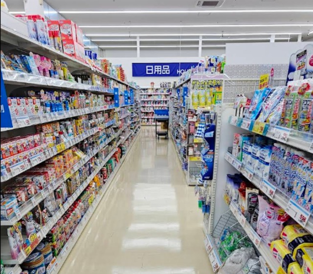 ドラックストア　ウエルシア蕨塚越店（ドラッグストア）まで430m