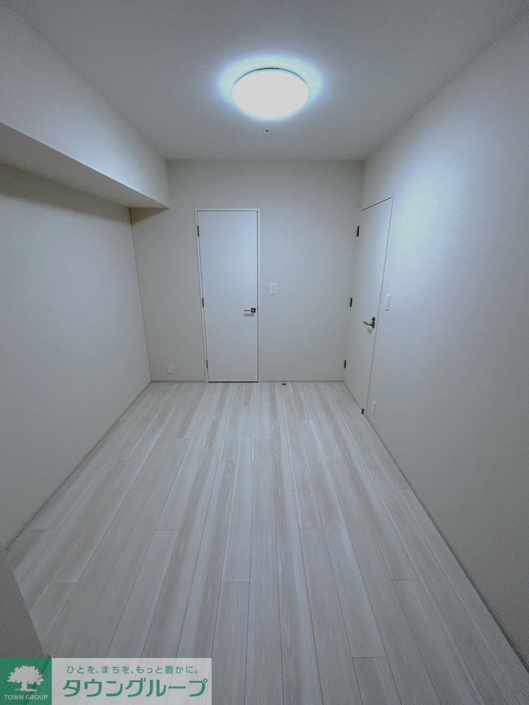 その他　洋室約6.1帖（クリーニング前）