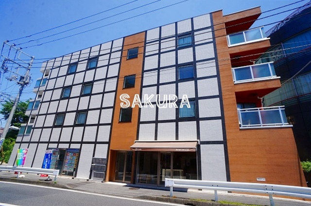 建物外観　「b’CASA R」
