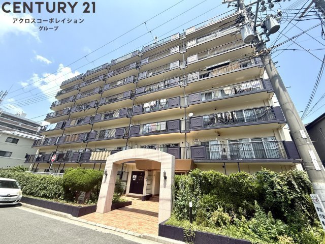 建物外観　オートロック完備で安心のセキュリティ♪