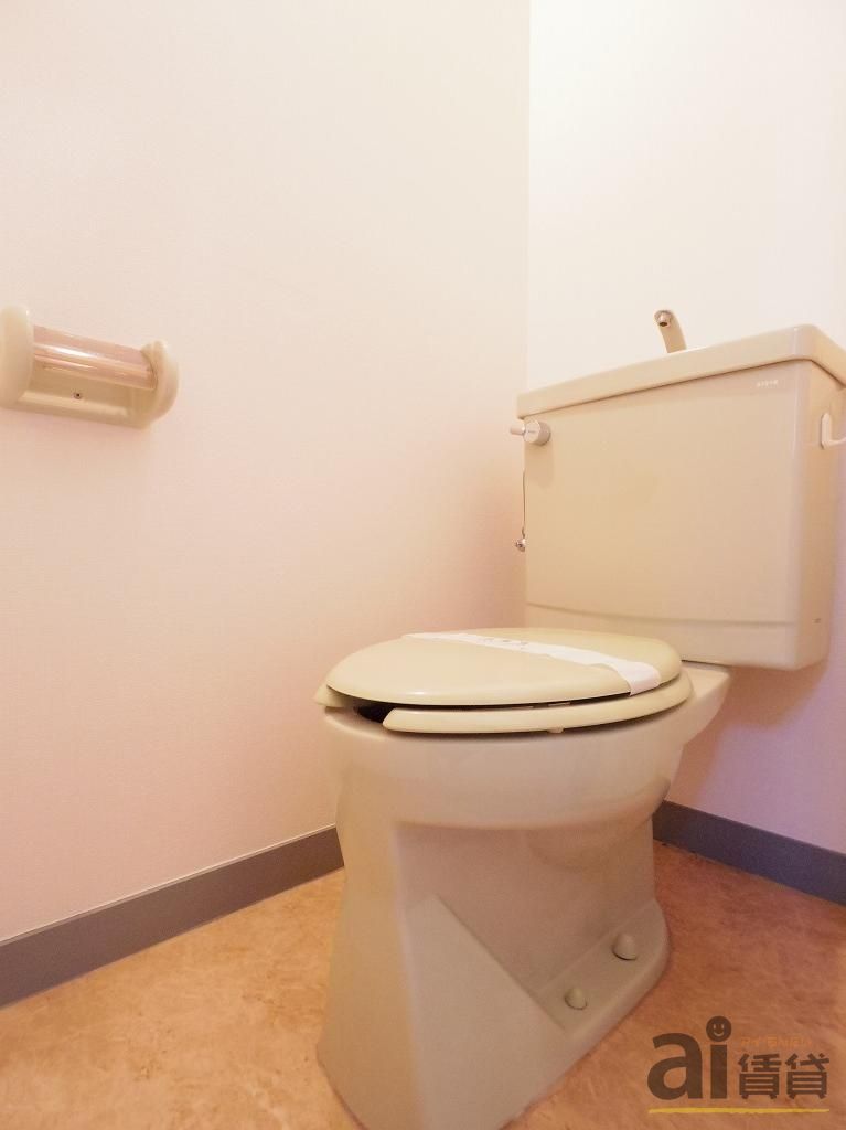 トイレ　※同仕様写真です