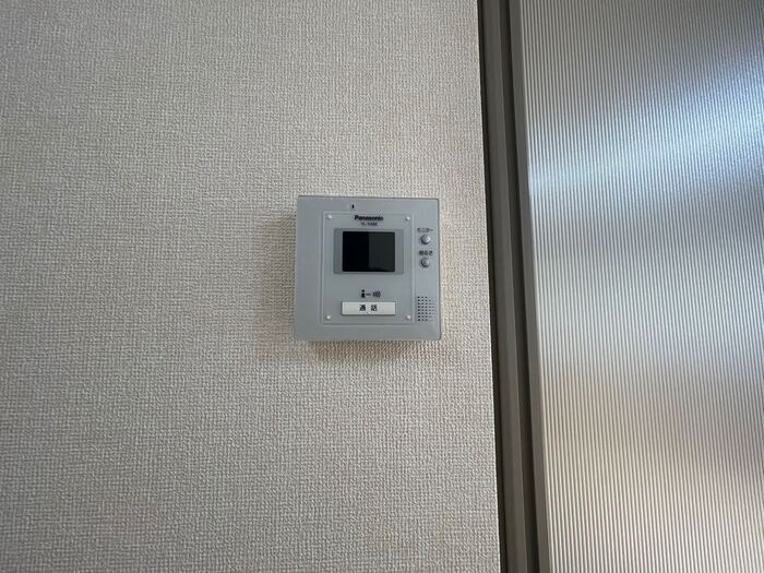 セキュリティ　写真は103号室です（参考）