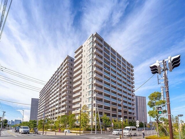 建物外観　オートロック付きです