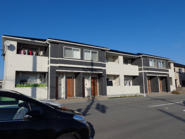 建物外観　外観写真（昼）