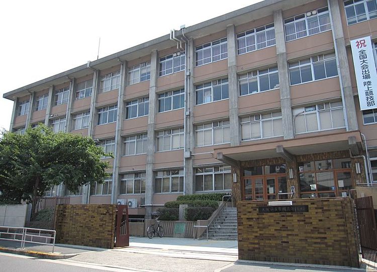高校・高専　大阪府立市岡高校（高校・高専）まで1923m