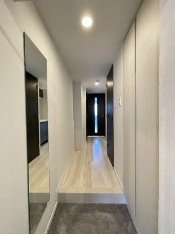 玄関　玄関からお部屋に向けて。※他部屋参考