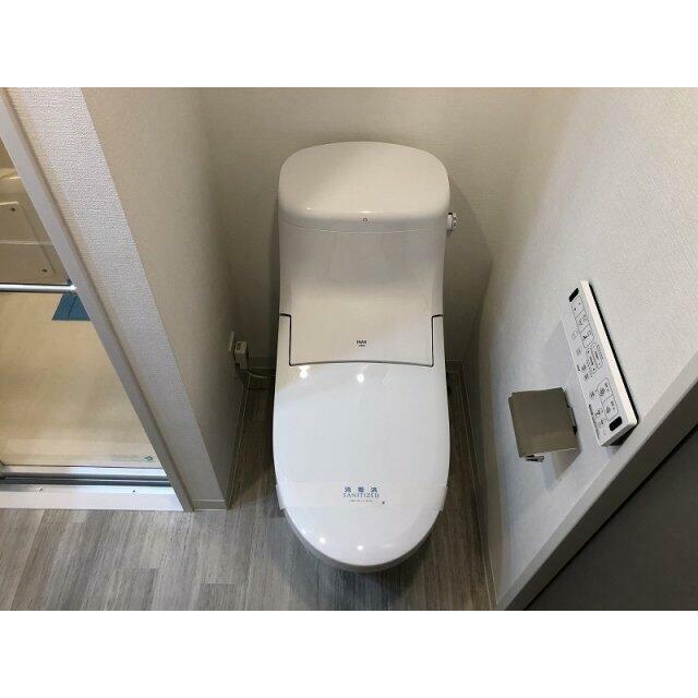 トイレ　※過去退去時のお写真です